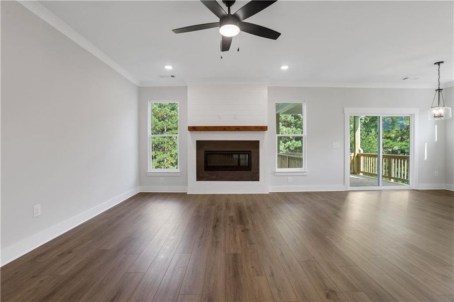 Spacious, unfurnished interior of a new home in Cambridge, Flowery Branch (Image 41). Spacious, unfurnished interior of a new home in Cambridge, Flowery Branch (Image 41).