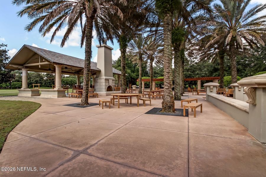 Community amenities in , Jacksonville (Image 74).