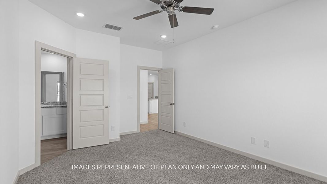 Spacious, unfurnished interior of a new home in Overlook West, Wolfforth (Image 9).