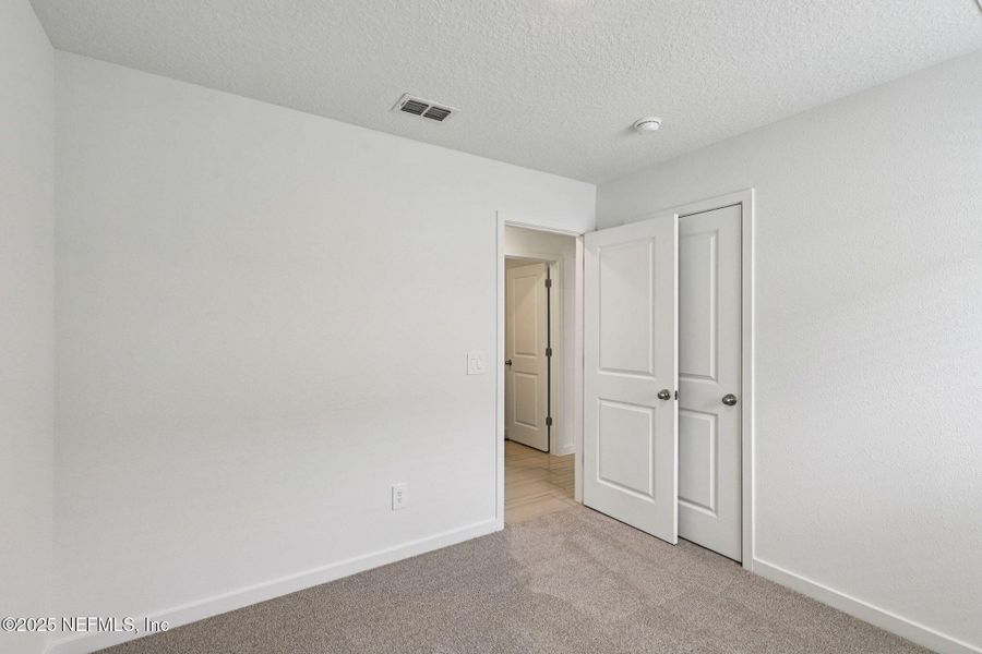 Spacious, unfurnished interior of a new home in , Jacksonville (Image 13).