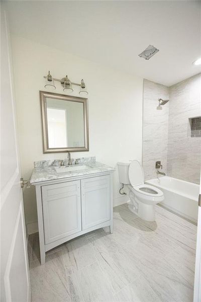 Furnished interior view inside a new home in , Atlanta (Image 9).