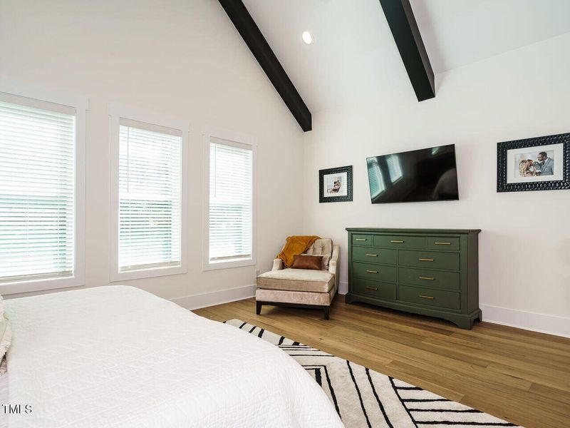 025-1280x960-primary-br 025-1280x960-primary-br