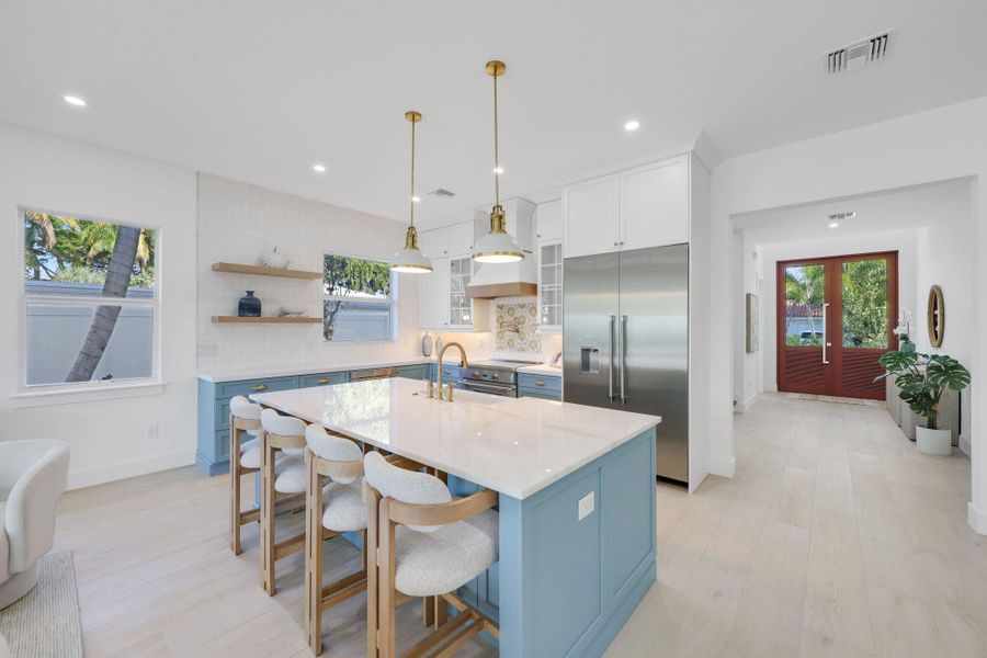 309 Claremont Lane - 20.jpg-SMALL 309 Claremont Lane - 20.jpg-SMALL