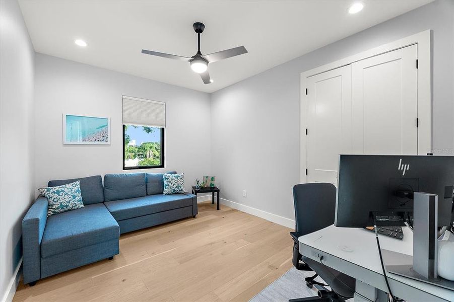 Furnished interior view inside a new home in , Tampa (Image 55).