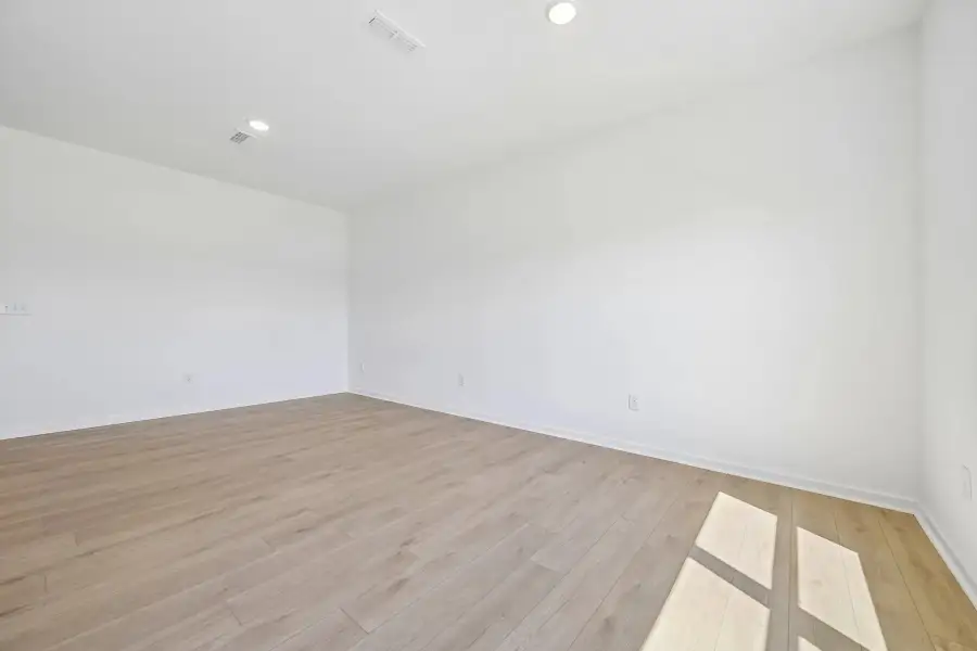 Representative images and renderings are for illustrative purposes. Actual structural options and design finishes of home may vary.