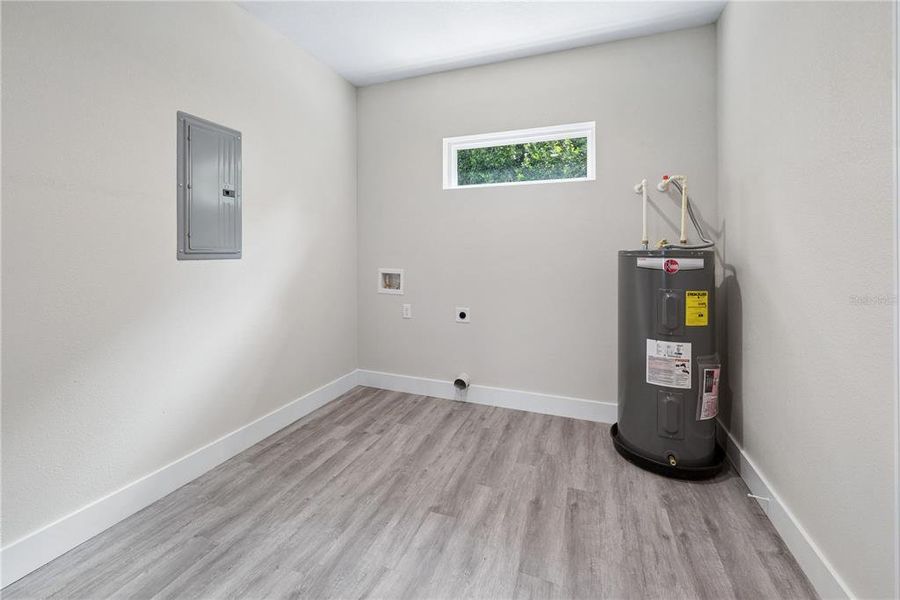 Spacious, unfurnished interior of a new home in , Trenton (Image 25).