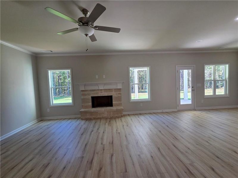 Spacious, unfurnished interior of a new home in River Meadows, Bethlehem (Image 12).