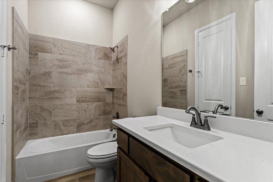 Doug Parr Homes | Hunter Plan - Bathroom Doug Parr Homes | Hunter Plan - Bathroom