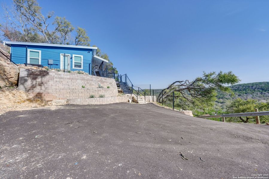 Image 27 of a home in .