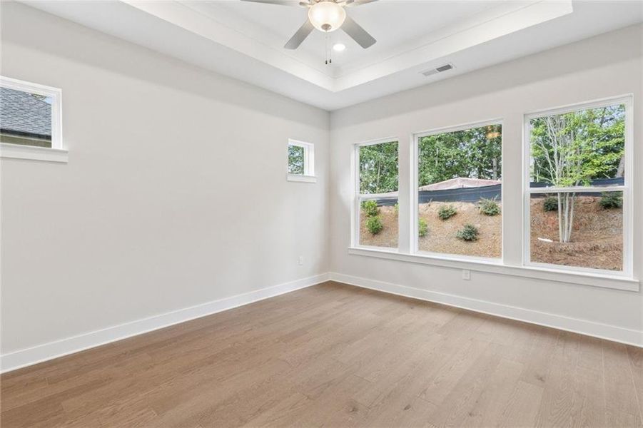 Spacious, unfurnished interior of a new home in , Gainesville (Image 10).