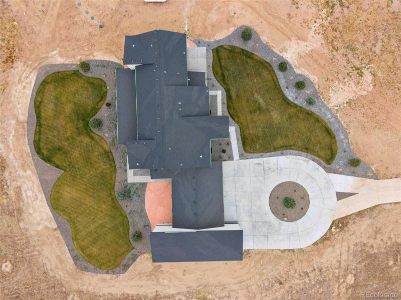 Image 47 of a home in .