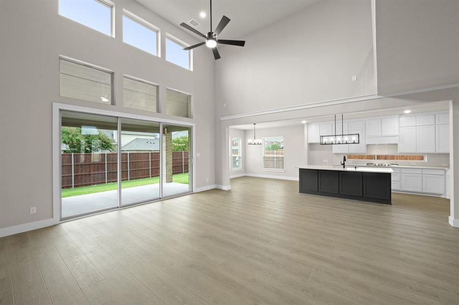 1822 Whisperwood- living room-2 1822 Whisperwood- living room-2