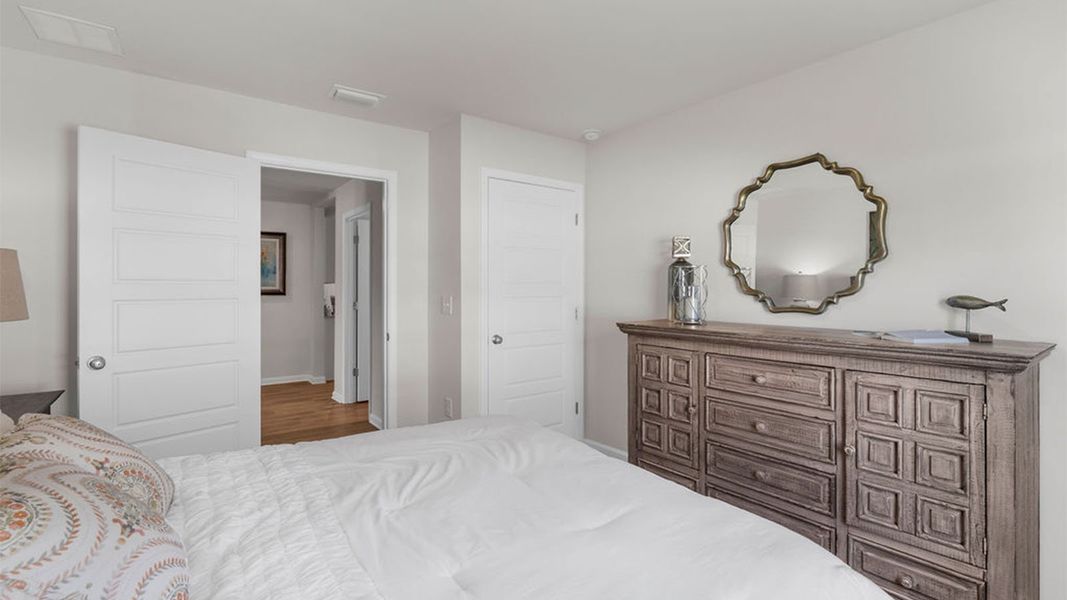 Furnished interior view inside a new home in Wesley Park, Crawfordville (Image 16).