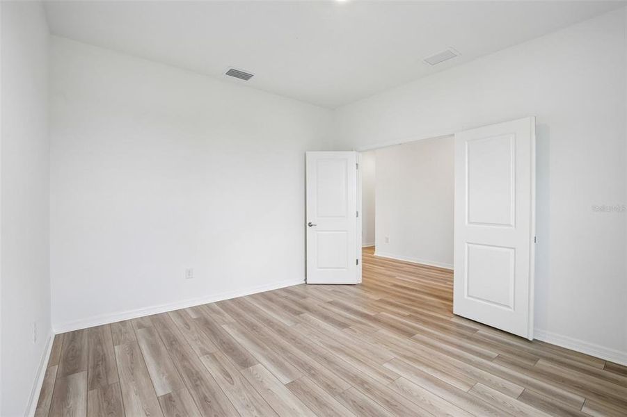 Spacious, unfurnished interior of a new home in Coasterra, Palmetto (Image 31). Spacious, unfurnished interior of a new home in Coasterra, Palmetto (Image 31).