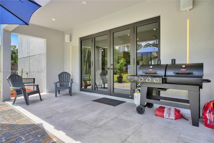 Furnished interior view inside a new home in , Naples (Image 2).
