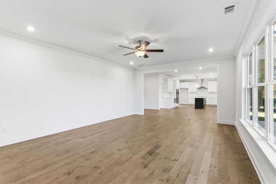 Spacious, unfurnished interior of a new home in The Estates at Hurricane Pointe, Douglasville (Image 48).