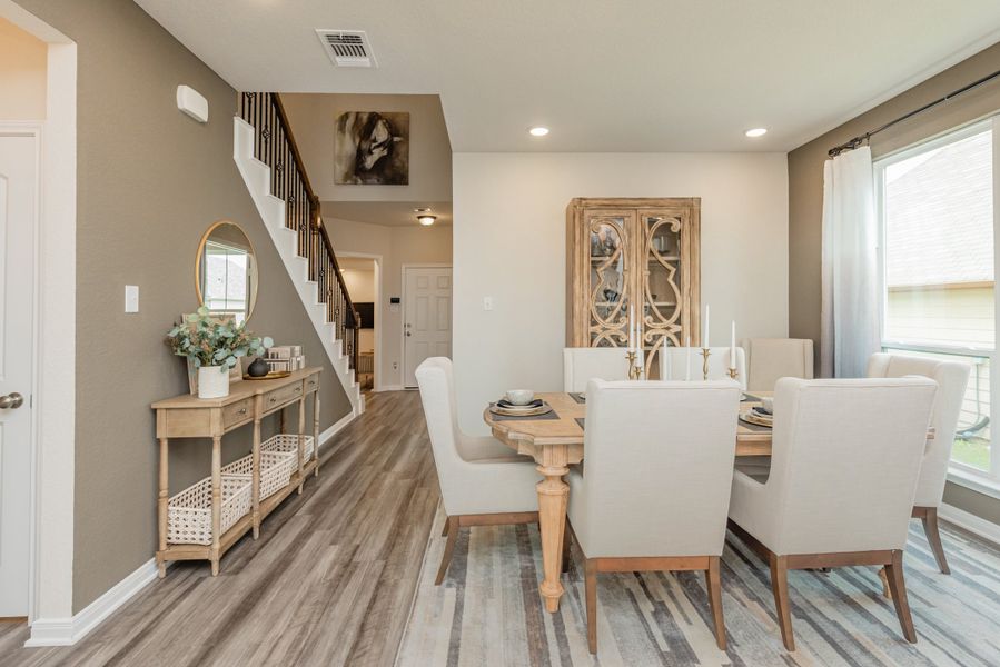 Representative furnished interior of a home built from the The 2516 by Stylecraft Builders in Arroyo Ranch, Seguin (Image 5).
