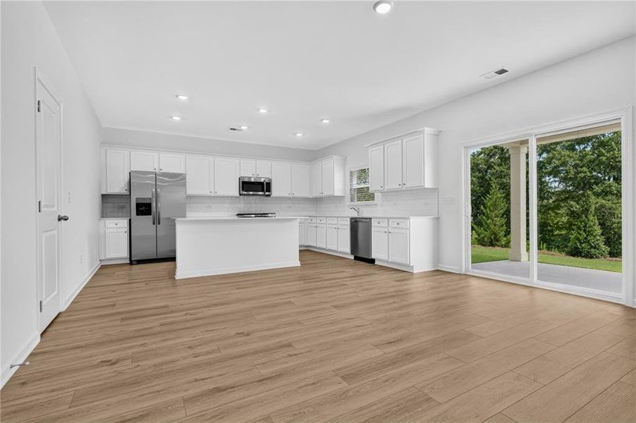 Spacious, unfurnished interior of a new home in Apalachee Hills, Bethlehem (Image 18). Spacious, unfurnished interior of a new home in Apalachee Hills, Bethlehem (Image 18).