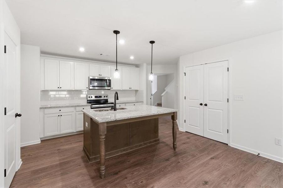 Furnished interior view inside a new home in Silver Leaf, Dawsonville (Image 4).