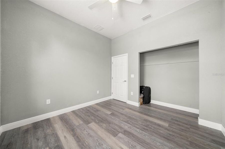 Spacious, unfurnished interior of a new home in , Avon Park (Image 22).