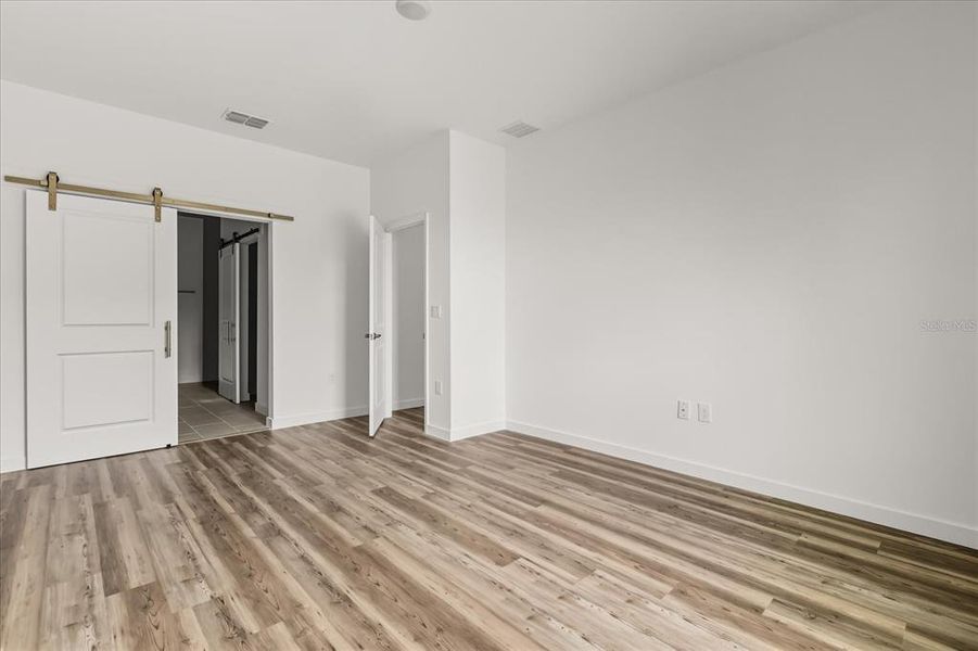 Spacious, unfurnished interior of a new home in , Poinciana (Image 21).