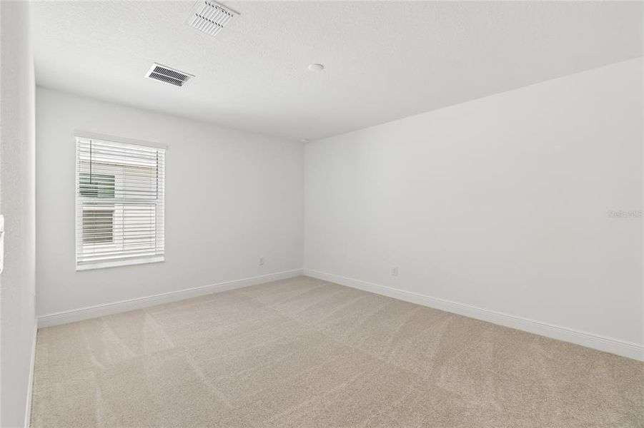 Spacious, unfurnished interior of a new home in SeaFlower, Bradenton (Image 24).