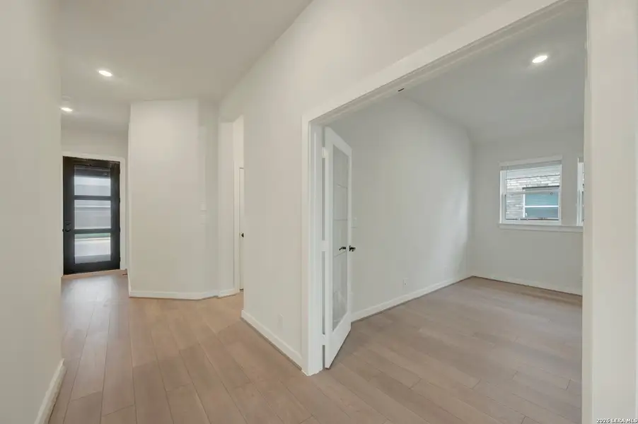 Spacious, unfurnished interior of a new home in Mayfair - Select Classic Series, New Braunfels (Image 14).