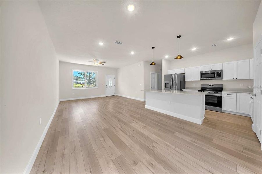 Spacious, unfurnished interior of a new home in , Ocala (Image 44).
