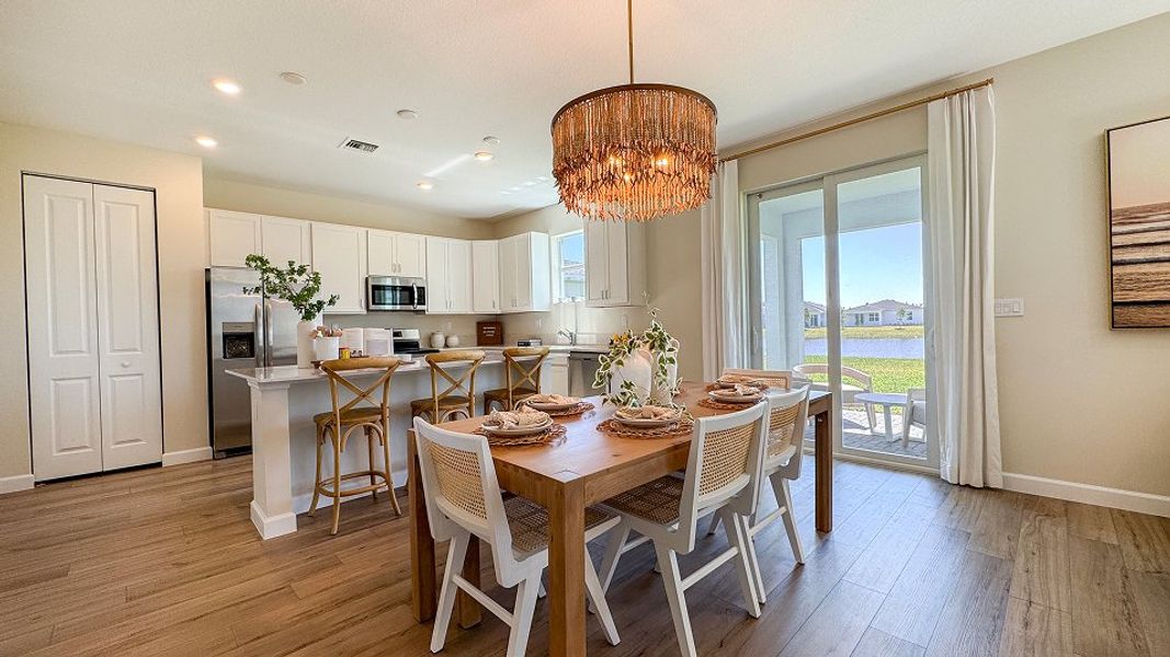 2575 Providence Dining 1of2 F1 Base2 5 2 25