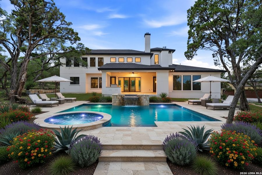 Exterior details and patio area of a home in , New Braunfels (Image 39).