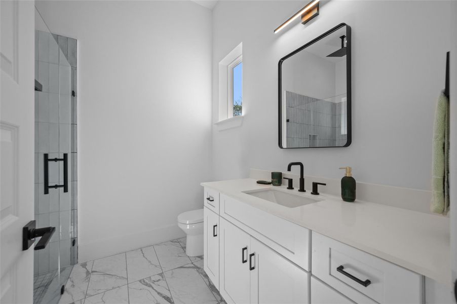 View of en-suite bath for fourth bedroom in