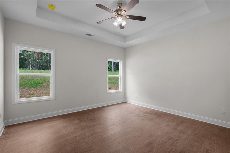Spacious, unfurnished interior of a new home in , Calhoun (Image 25).