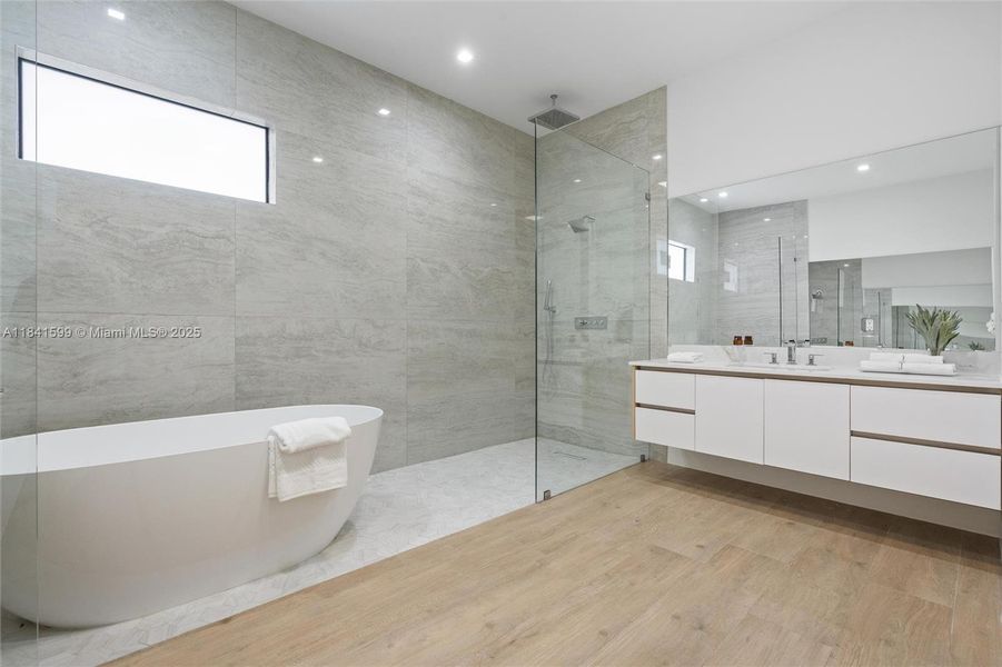 Furnished interior view inside a new home in , Cutler Bay (Image 17).