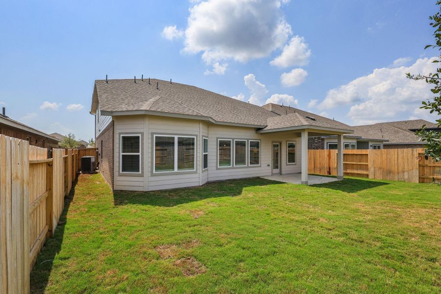 Exterior details and patio area of a home in Southwinds, Baytown (Image 20). Exterior details and patio area of a home in Southwinds, Baytown (Image 20).