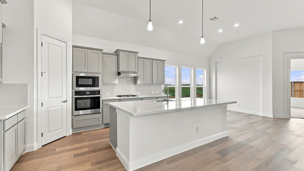 Furnished interior view inside a new home in Green Meadows Classic, Celina (Image 35).