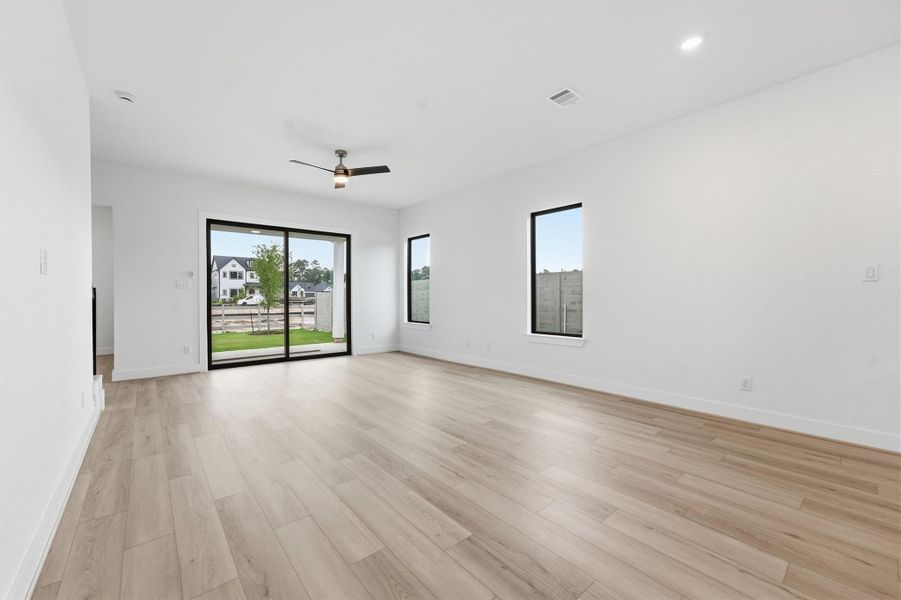 Spacious, unfurnished interior of a new home in Two Step Farm, Montgomery (Image 10). Spacious, unfurnished interior of a new home in Two Step Farm, Montgomery (Image 10).