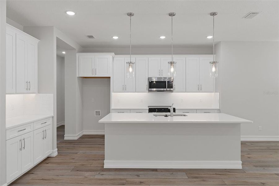 Furnished interior view inside a new home in Pine Ridge Estates, Beverly Hills (Image 11).