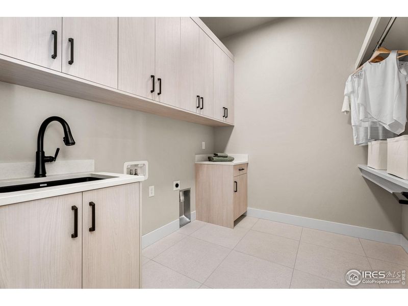 Furnished interior view inside a new home in , Timnath (Image 30).