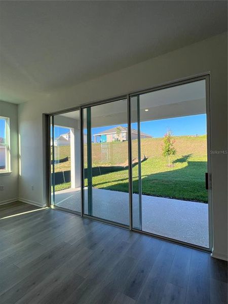 Spacious, unfurnished interior of a new home in Hills of Minneola, Minneola (Image 27).