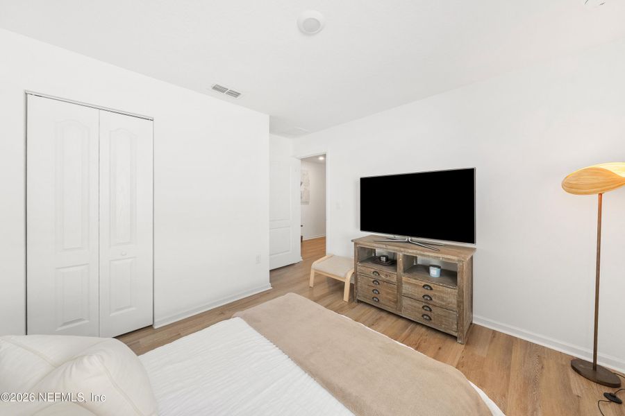 Furnished interior view inside a new home in Copes Landing, Jacksonville (Image 36). Furnished interior view inside a new home in Copes Landing, Jacksonville (Image 36).