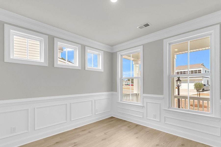 Spacious, unfurnished interior of a new home in Tidewater at Lakes of Cane Bay, Summerville (Image 33).