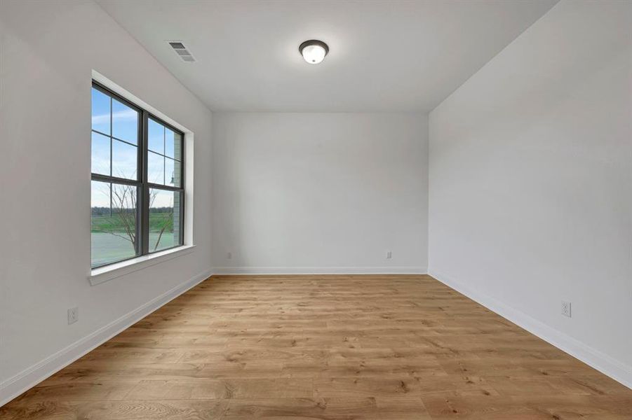 Spacious, unfurnished interior of a new home in Talia – Garden Series, Mesquite (Image 20).