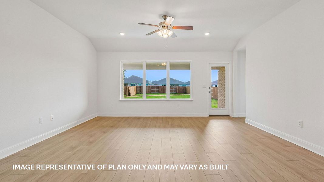 Representative unfurnished interior of a home built from the The Westley by D.R. Horton in Riverview, Georgetown (Image 17).
