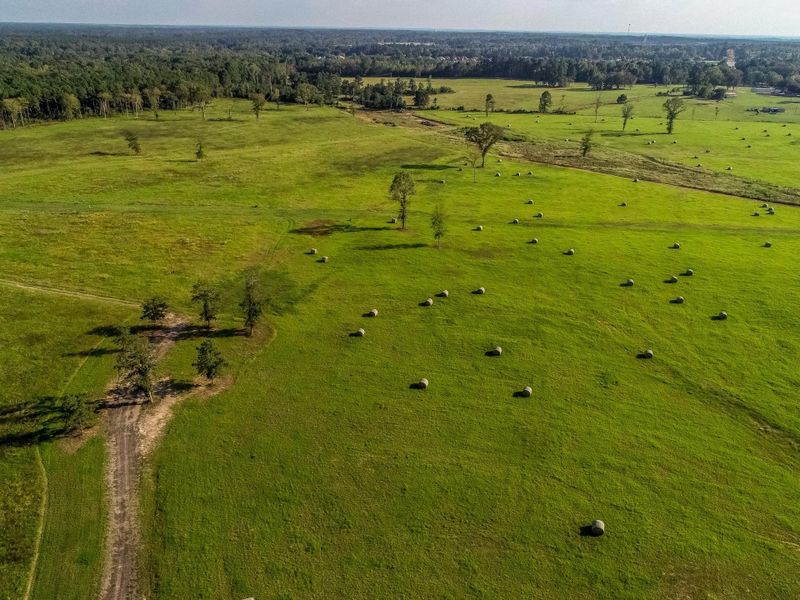 Image 19 of a home in . Image 19 of a home in .