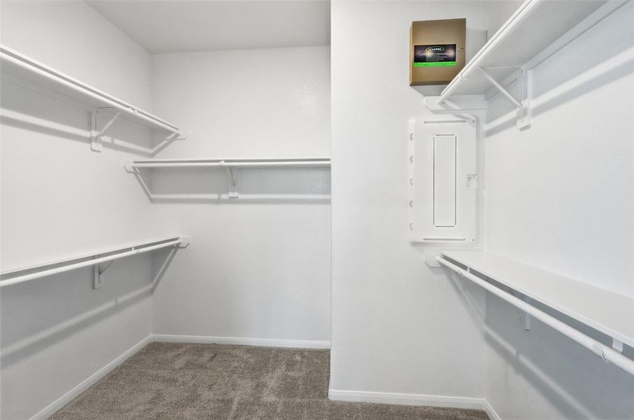 Spacious, unfurnished interior of a new home in Wildrye, Waller (Image 34).