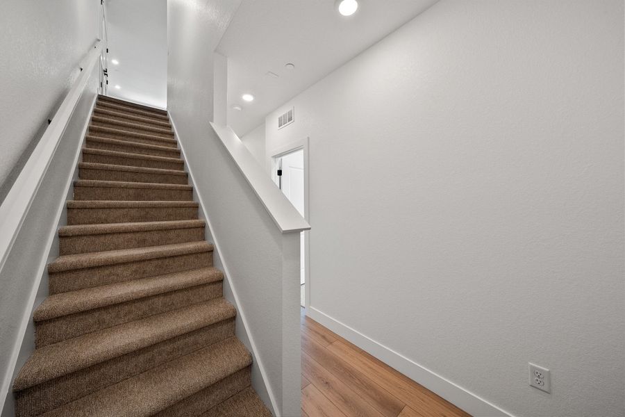 Spacious, unfurnished interior of a new home in Berkeley Villas, Denver (Image 17). Spacious, unfurnished interior of a new home in Berkeley Villas, Denver (Image 17).