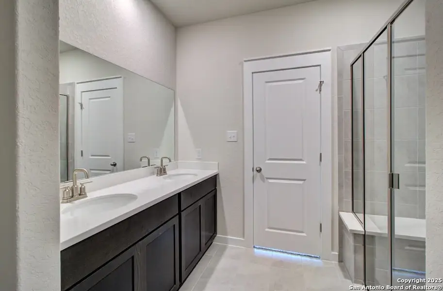 Furnished interior view inside a new home in Westridge - Premier, San Antonio (Image 7). Furnished interior view inside a new home in Westridge - Premier, San Antonio (Image 7).