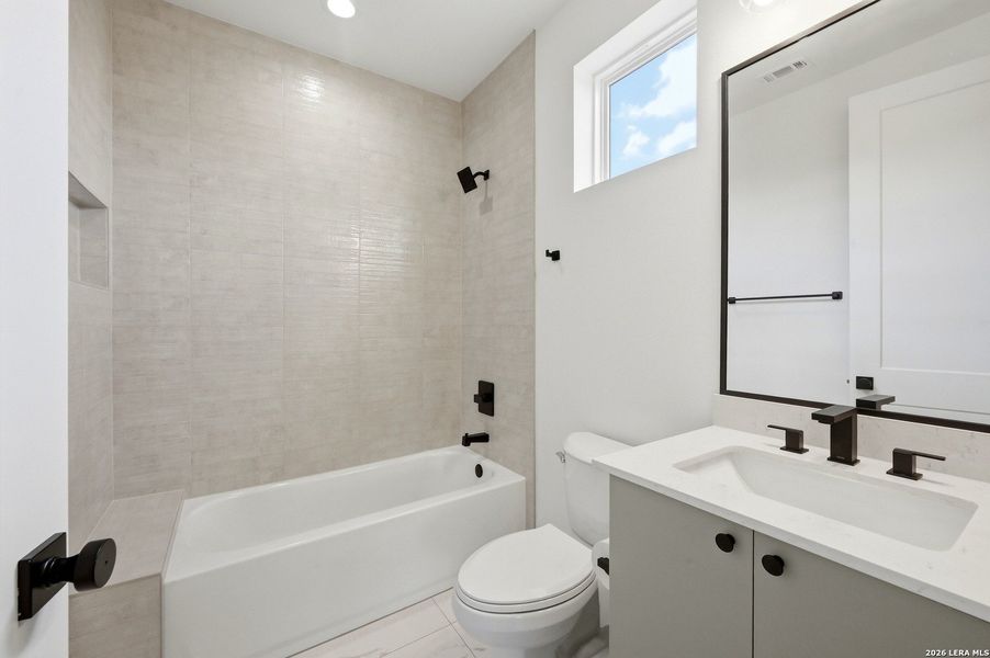 Furnished interior view inside a new home in , Canyon Lake (Image 4).