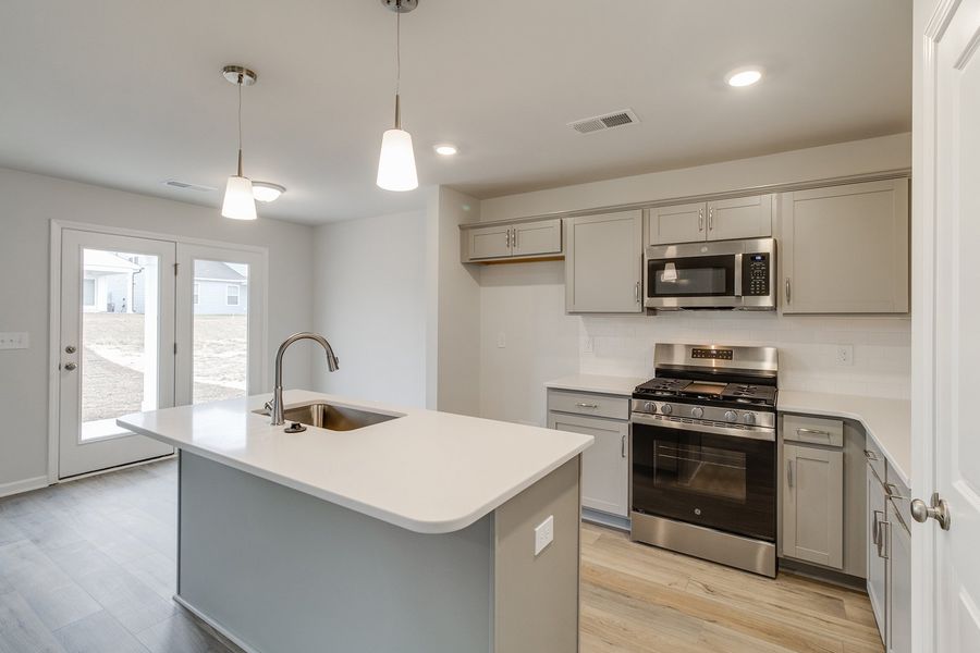 Furnished interior view inside a new home in Winston Point, Gilbert (Image 10).