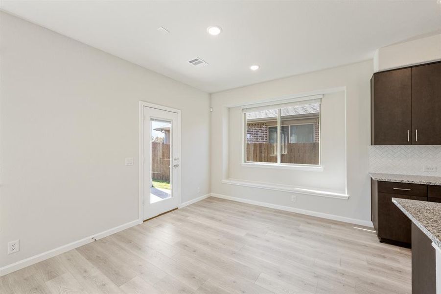 Spacious, unfurnished interior of a new home in Rolling Meadows, Lancaster (Image 20). Spacious, unfurnished interior of a new home in Rolling Meadows, Lancaster (Image 20).